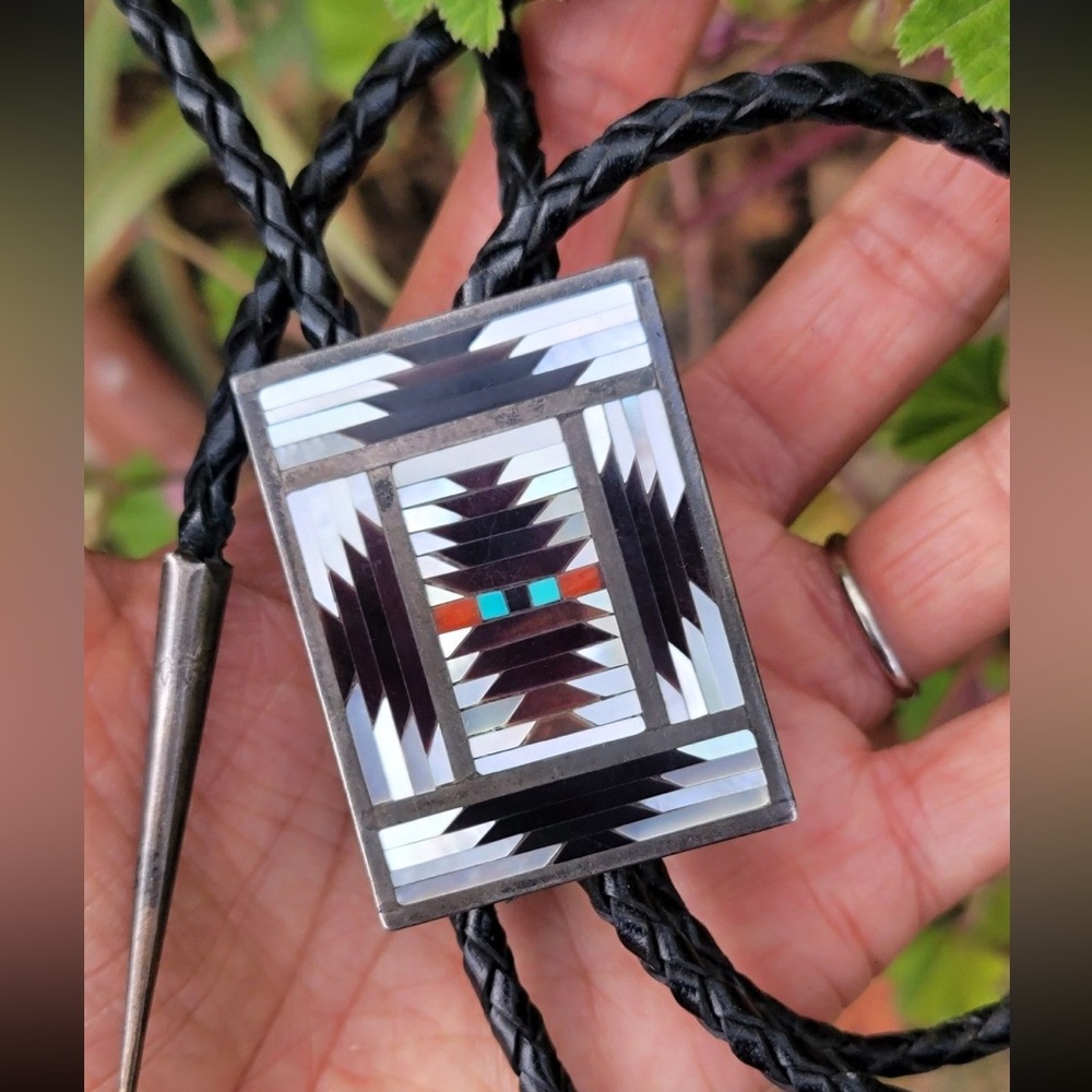 Charlotte Dishta Native American Zuni signed rug pattern bolo tie necklace RARE